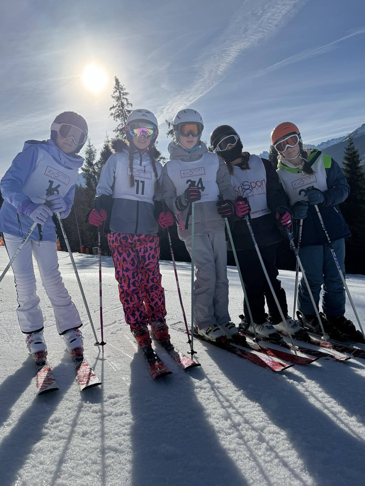 news 20.12.2025. ZAPRASZAMY NA ZAJĘCIA WEEKENDOWEJ SZKÓŁKI NARCIARSKO - SNOWBOARDOWEJ!
